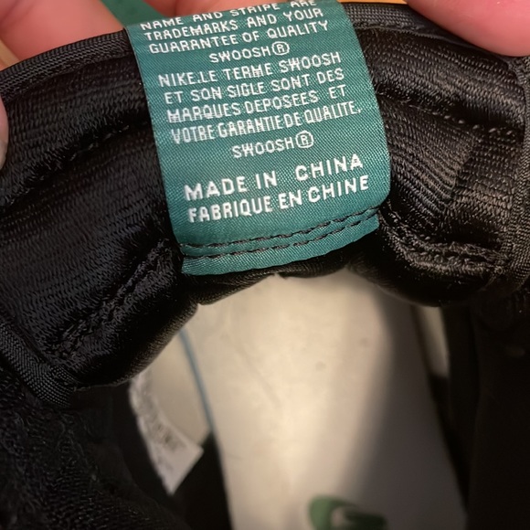 Air Jordan 1 Retro - Pine Green - Picture 6 of 6